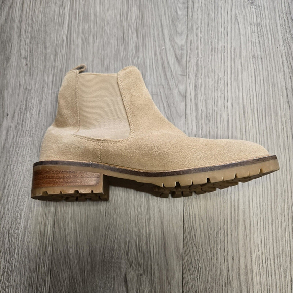 Steve Madden Leopold Chelsea Tan Suede Boots Size 5.5 Neutral Earthy Minimalist - Picture 3 of 12